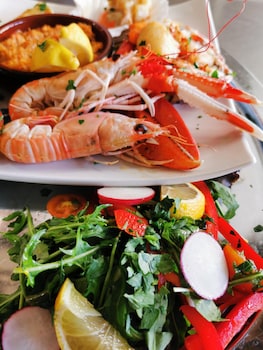 Murray Arms Hotel,Burray Village>>Burray,3 star