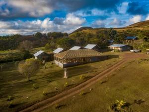 cabanas henua iti