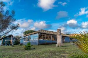cabanas henua iti