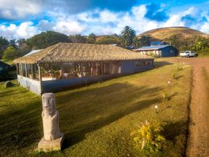 cabanas henua iti