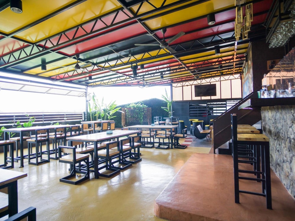 sky star hotel at klia klia2