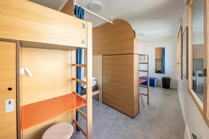 ucpa sport station hostel paris