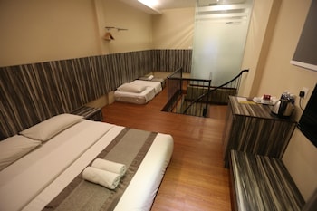 kota heritage hotel