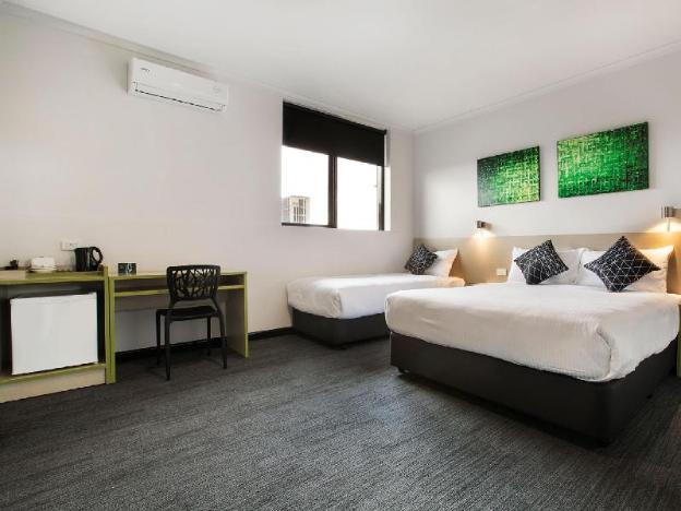 nightcap at st albans hotel