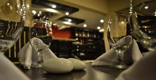 wayak hotel and suites