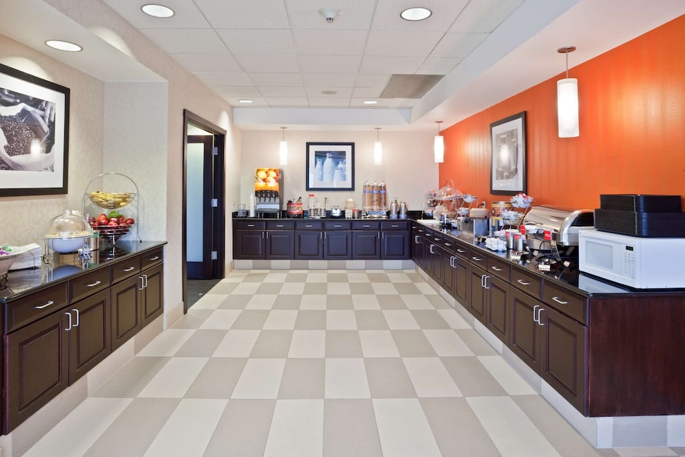 hampton inn ithaca