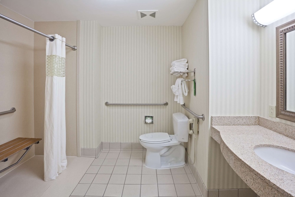 hampton inn ithaca