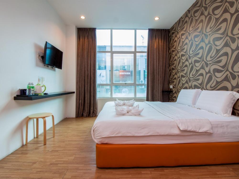 1 hotel taman connaught