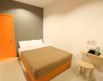 1 hotel taman connaught