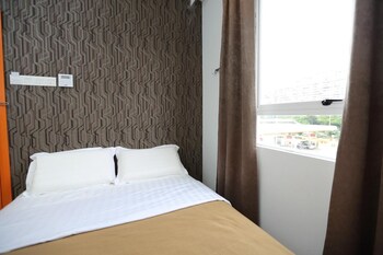 1 hotel taman connaught