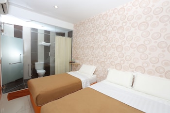 1 hotel taman connaught