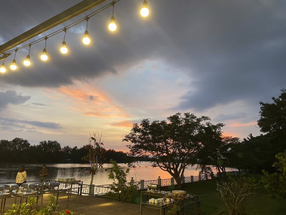 suntara wellness resort and hotel