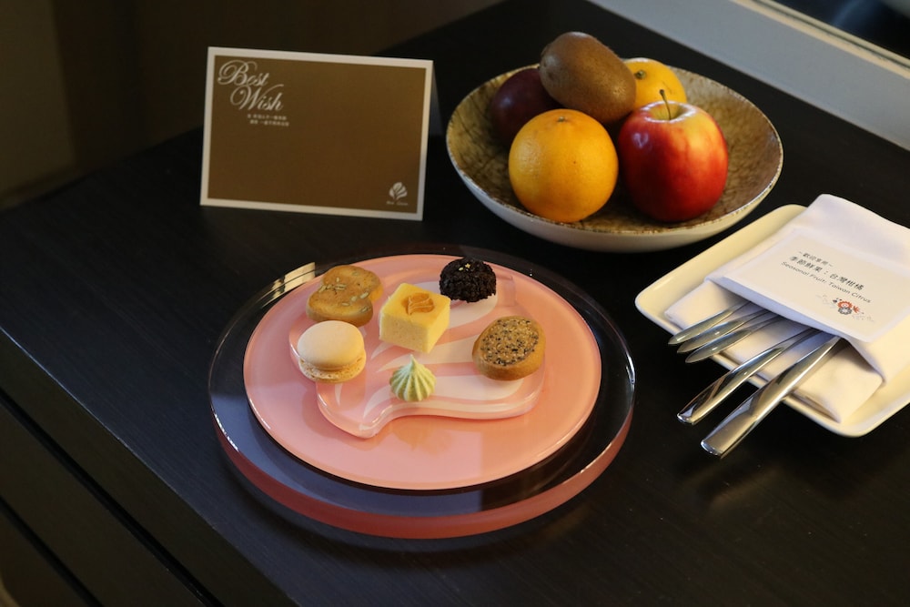 the gaia hotel taipei