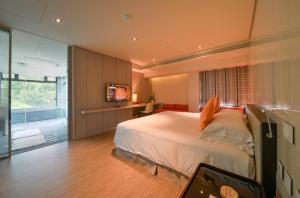 the gaia hotel taipei