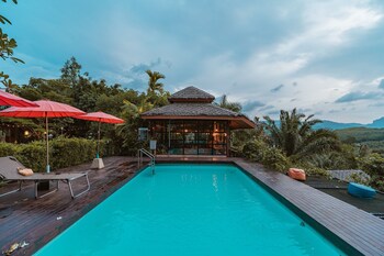 khaosok boutique camps