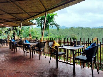 khaosok boutique camps