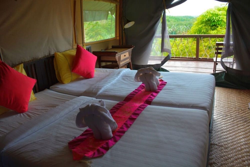 khaosok boutique camps