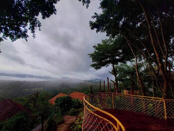 khaosok boutique camps