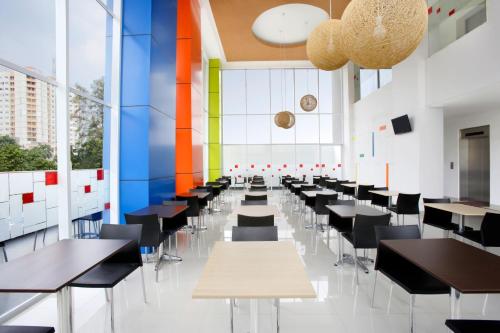 amaris hotel dr susilo grogol