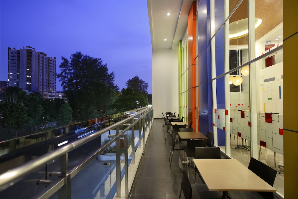 amaris hotel dr susilo grogol