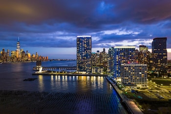 The Westin Jersey City Newport,Jersey City>>Hudson County,4 star