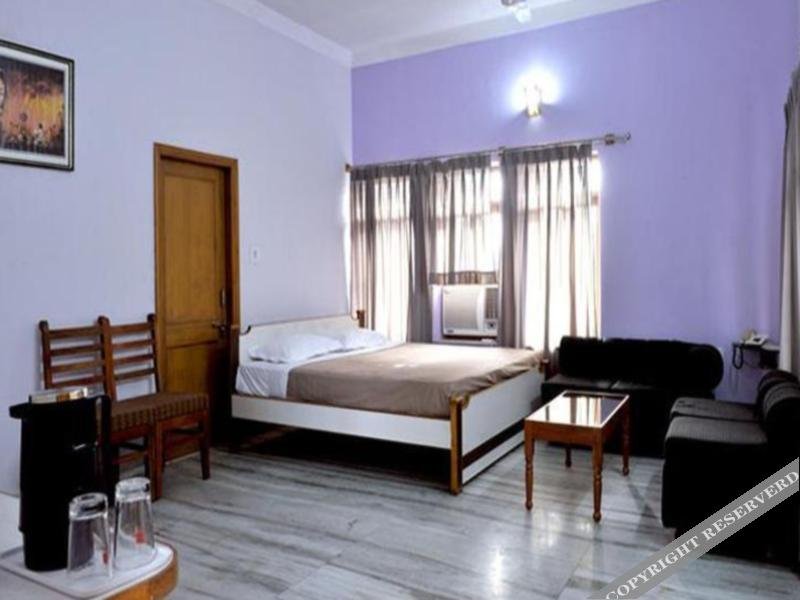 taru inn