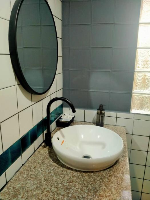 medio de pai hotel