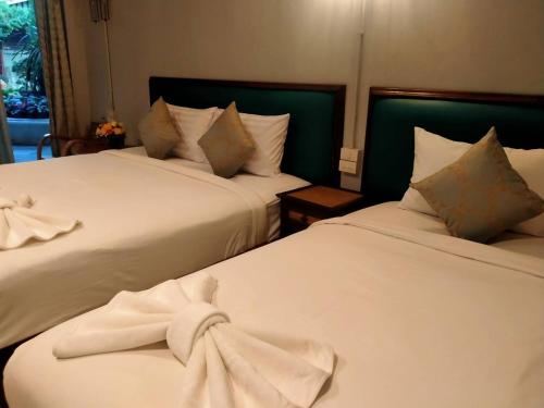 medio de pai hotel