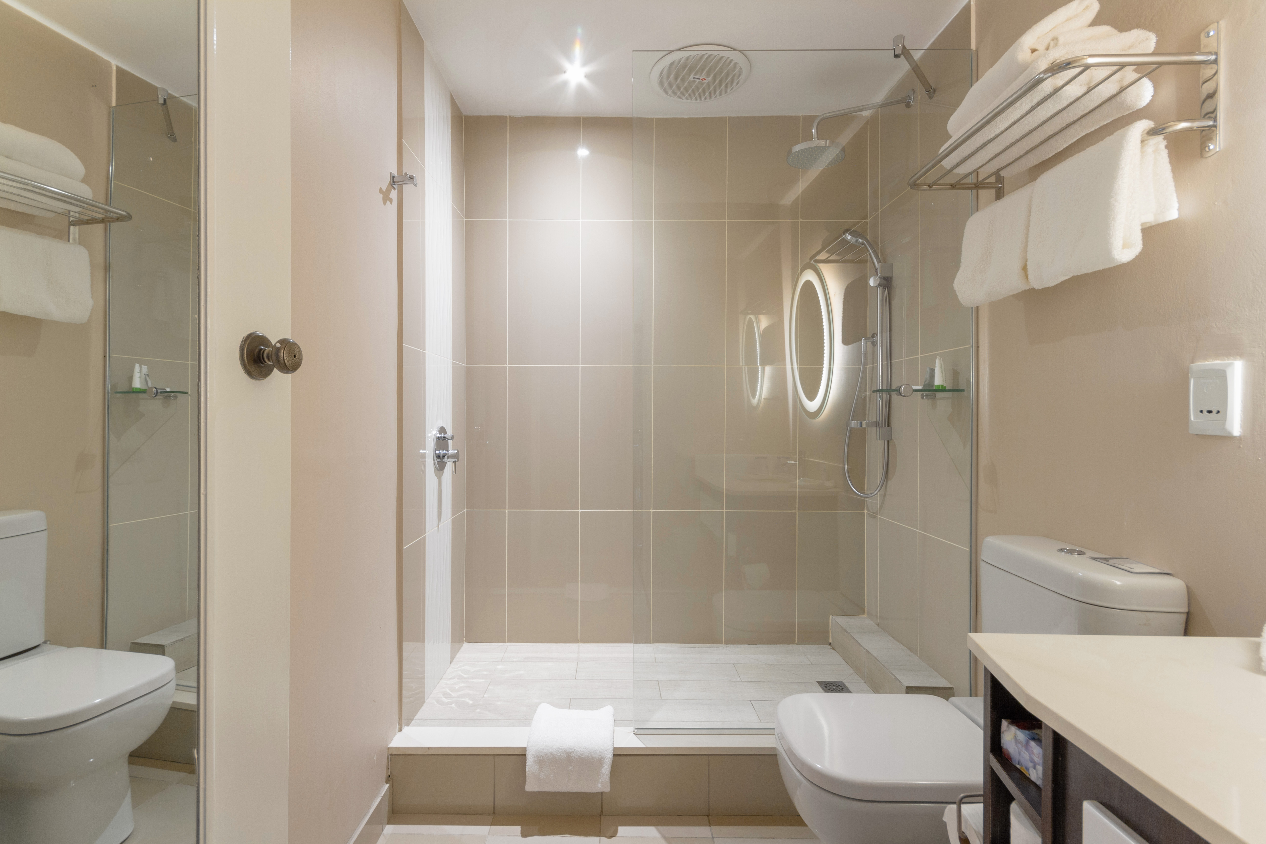 holiday inn johannesburg sunnyside park by ihg