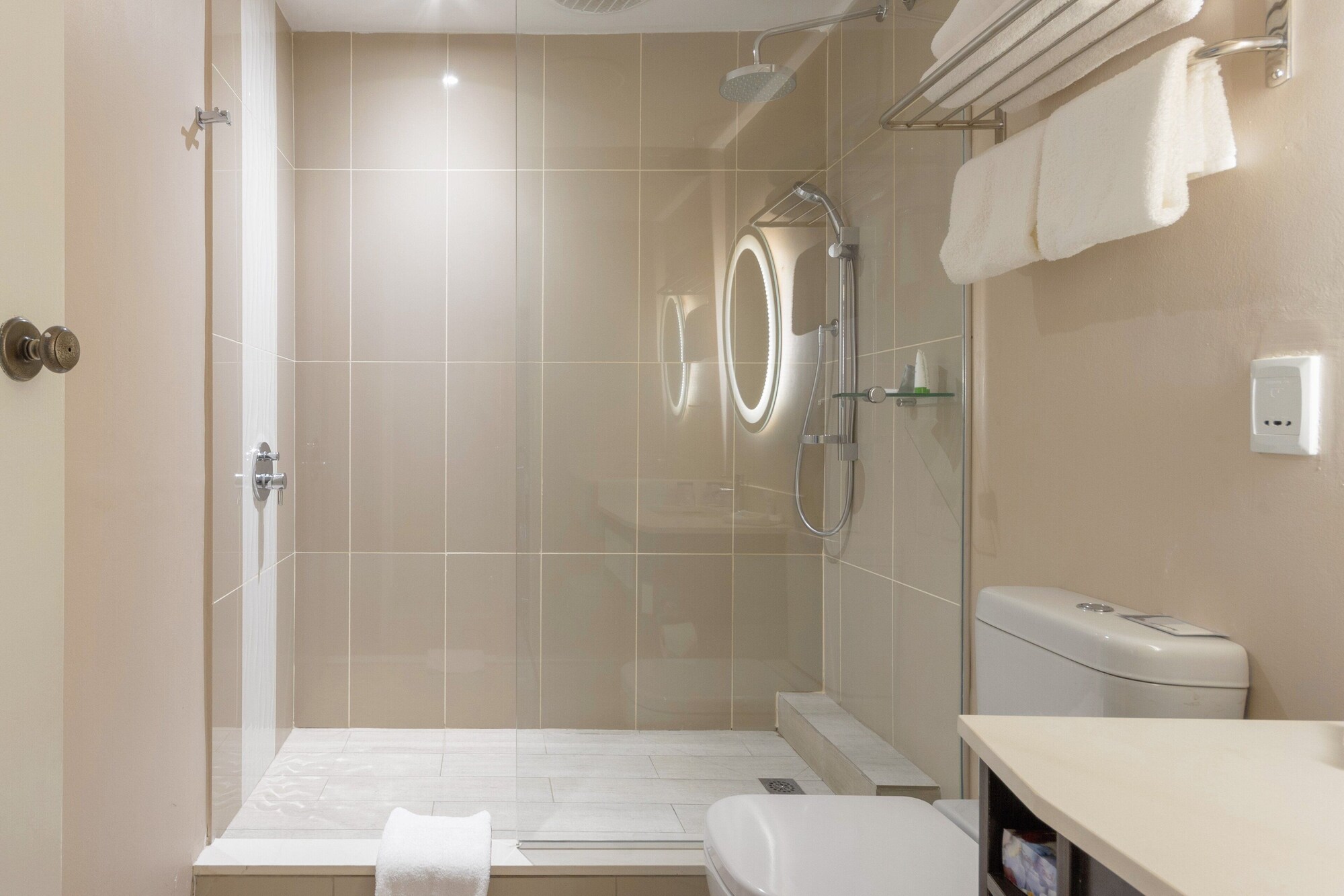 holiday inn johannesburg sunnyside park by ihg