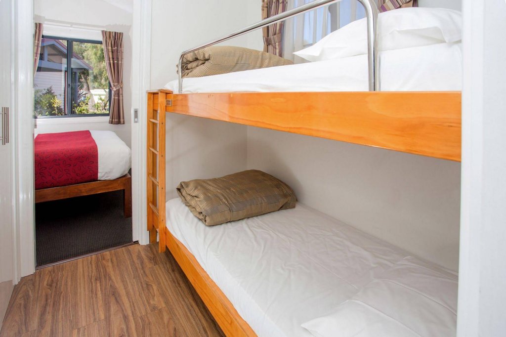 Big4 Emu Beach Holiday Park,Emu Point>>Albany,4 star