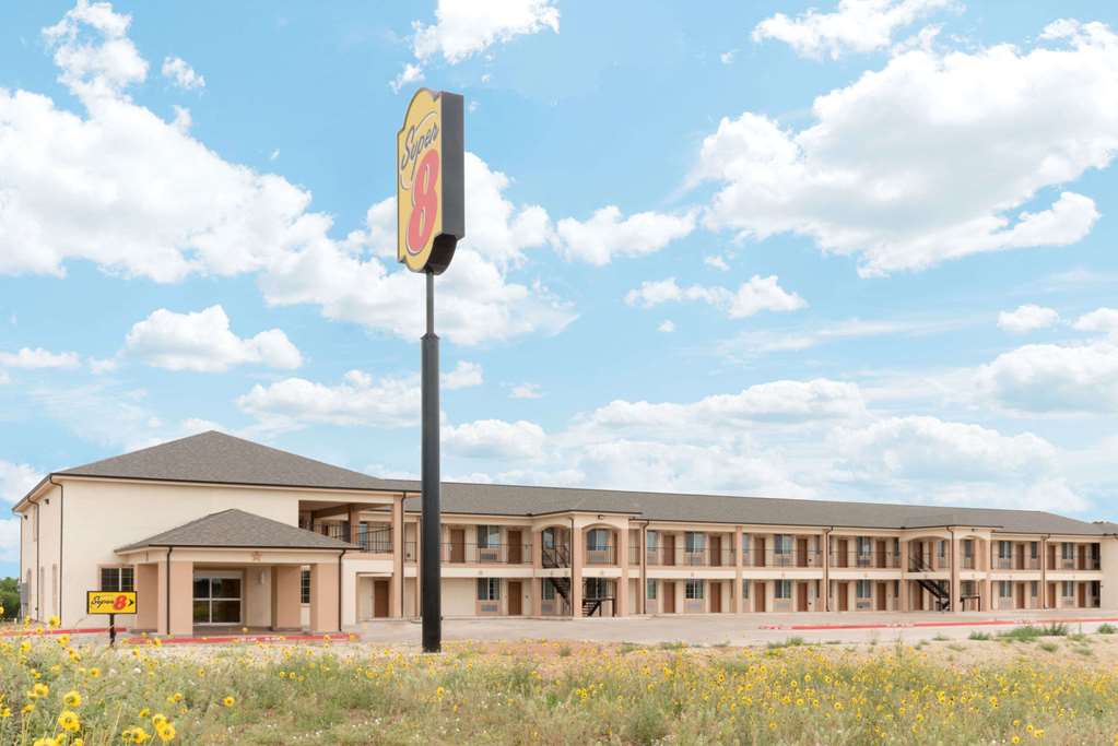 super 8 by wyndham colorado city