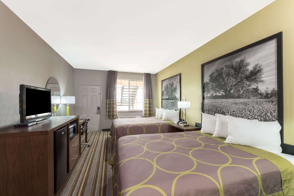 super 8 by wyndham colorado city
