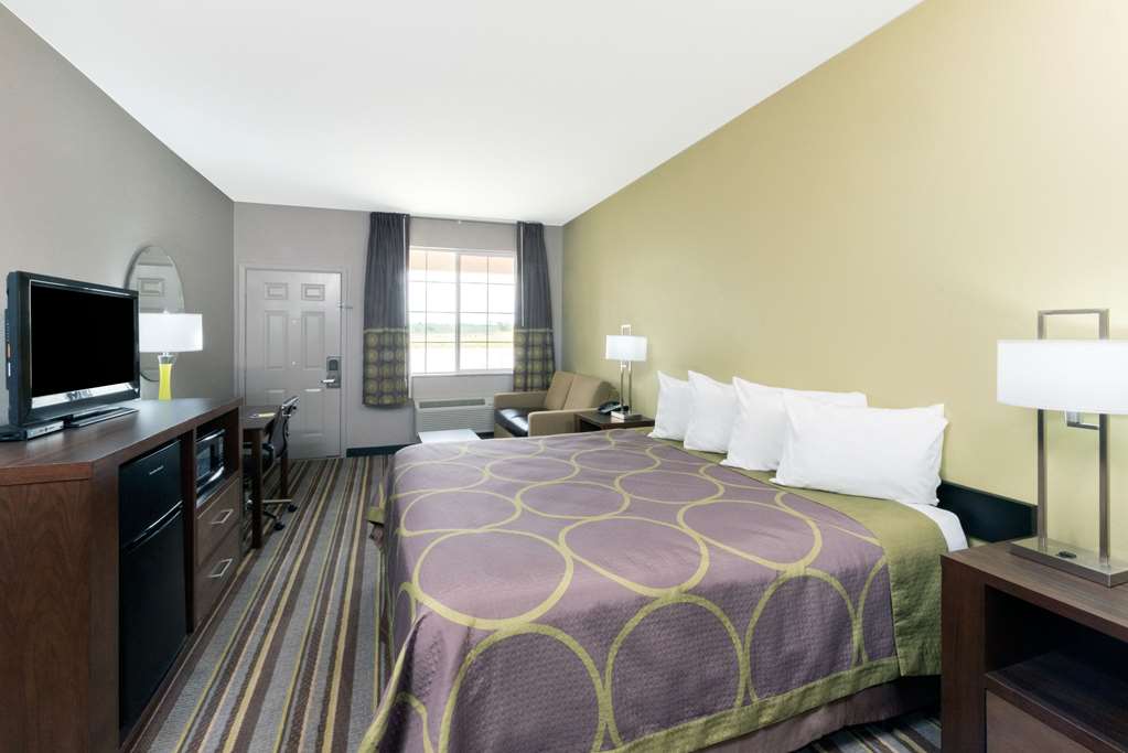 super 8 by wyndham colorado city