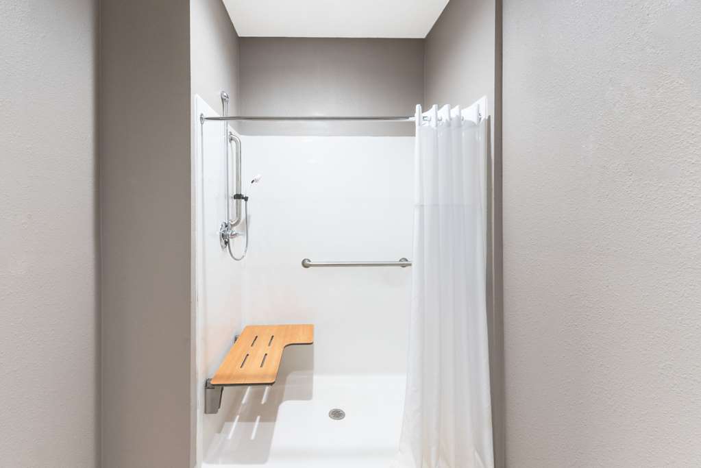 super 8 by wyndham colorado city