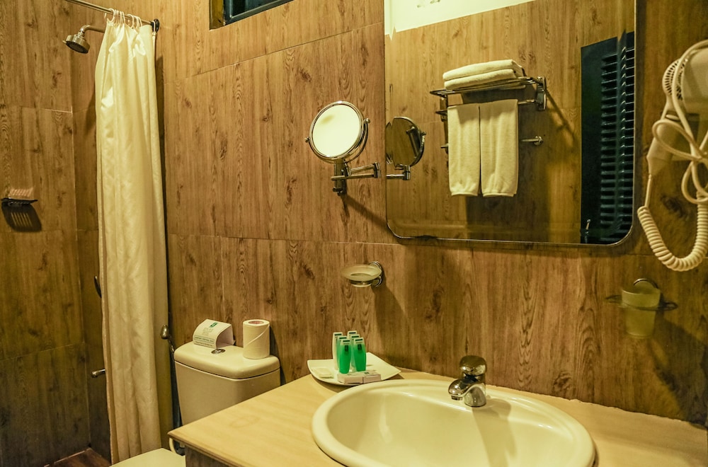 oak ray ella gap hotel