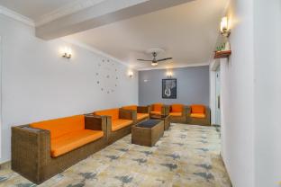 hotel travellers nest