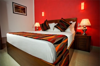 hotel travellers nest