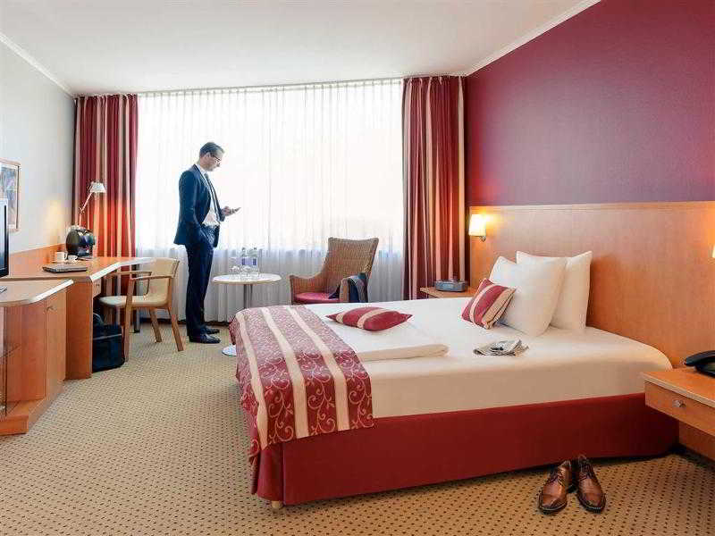 voco dusseldorf seestern by ihg