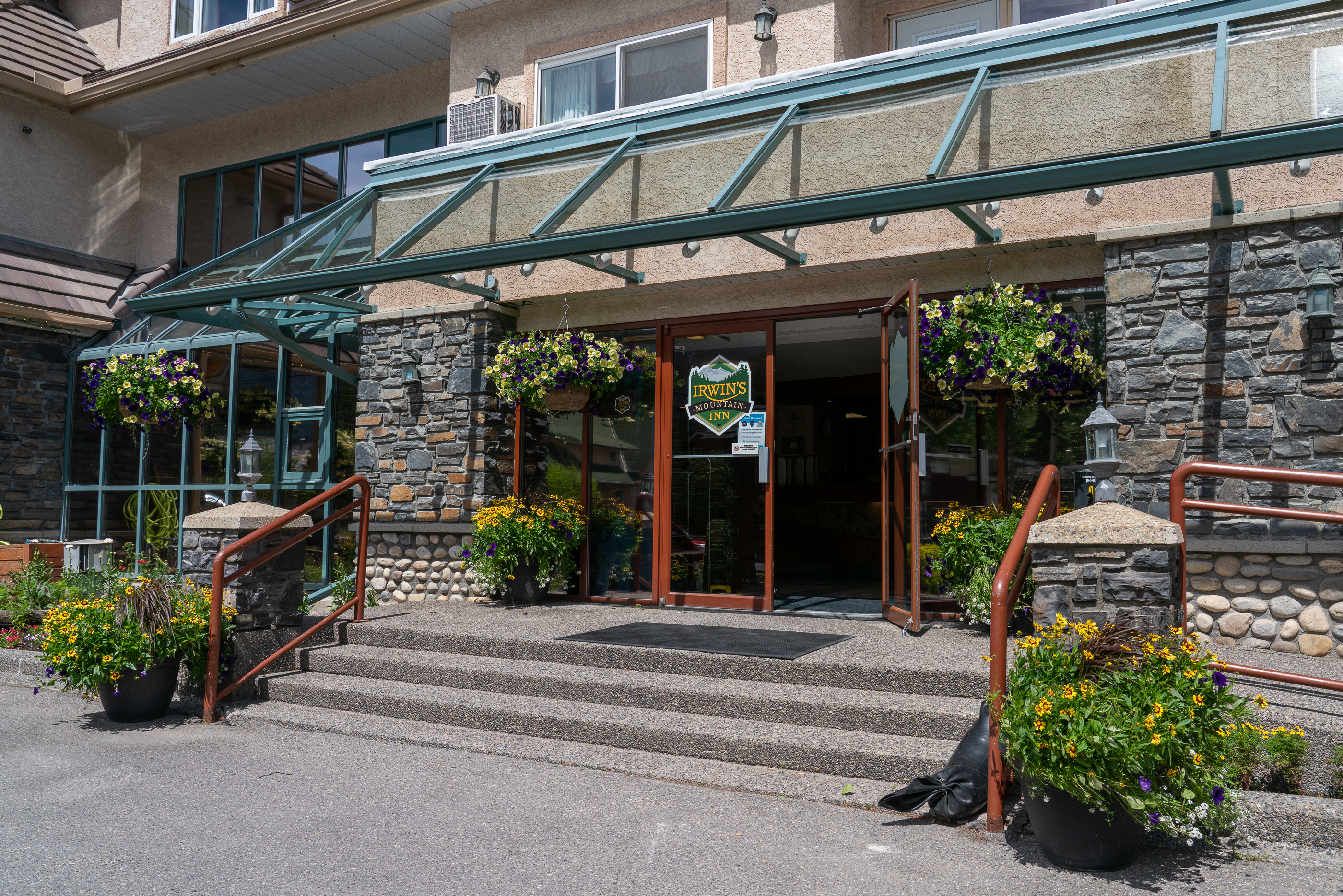 irwins mountain inn