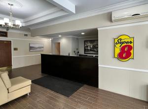 Super 8 By Wyndham Kirkland Lake,Ontario>>Kirkland Lake,2 star