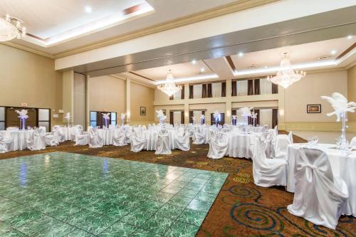 clarion hotel and conference centre