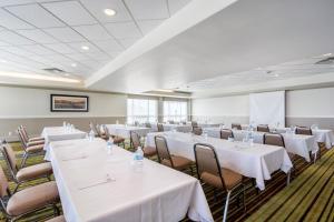 clarion hotel and conference centre