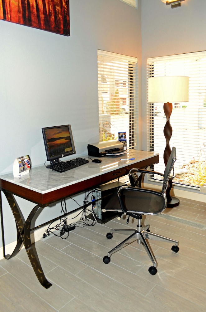 surestay by best western kansas city country inn north