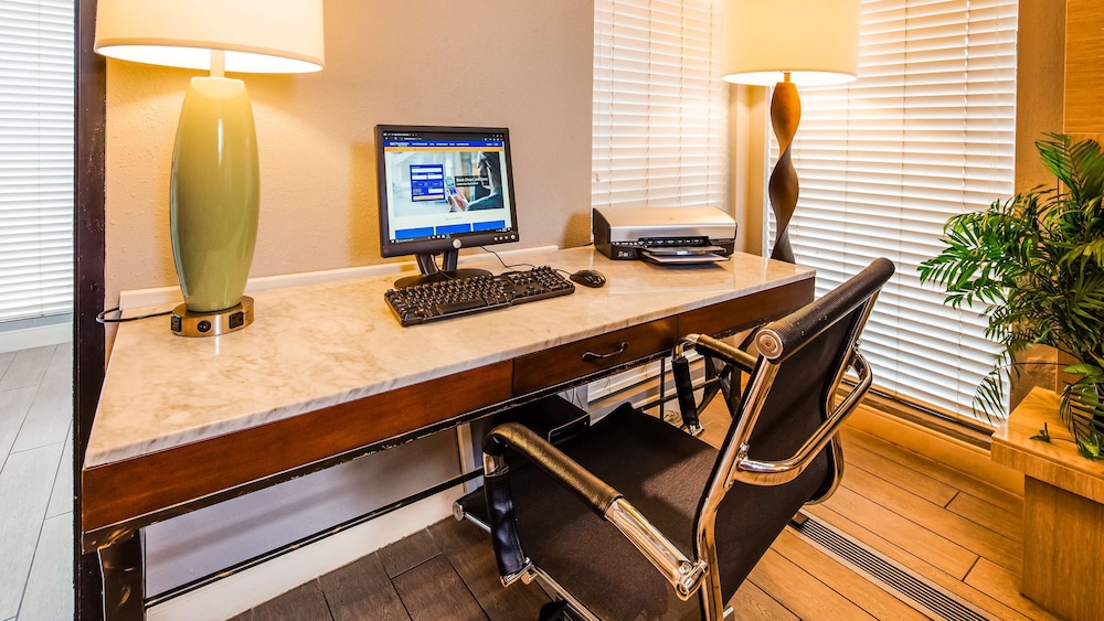 surestay by best western kansas city country inn north