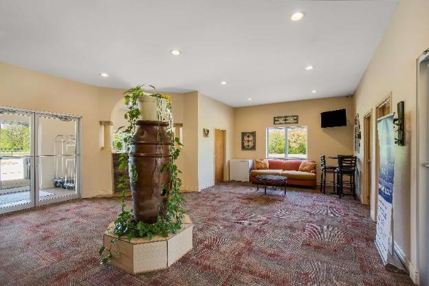 surestay hotel by best western whittington rend lake
