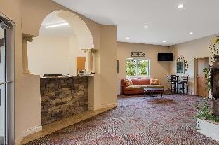 Surestay Hotel By Best Western Whittington Rend Lake,Franklin>>Benton,3 star