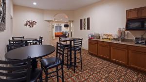 surestay hotel by best western whittington rend lake