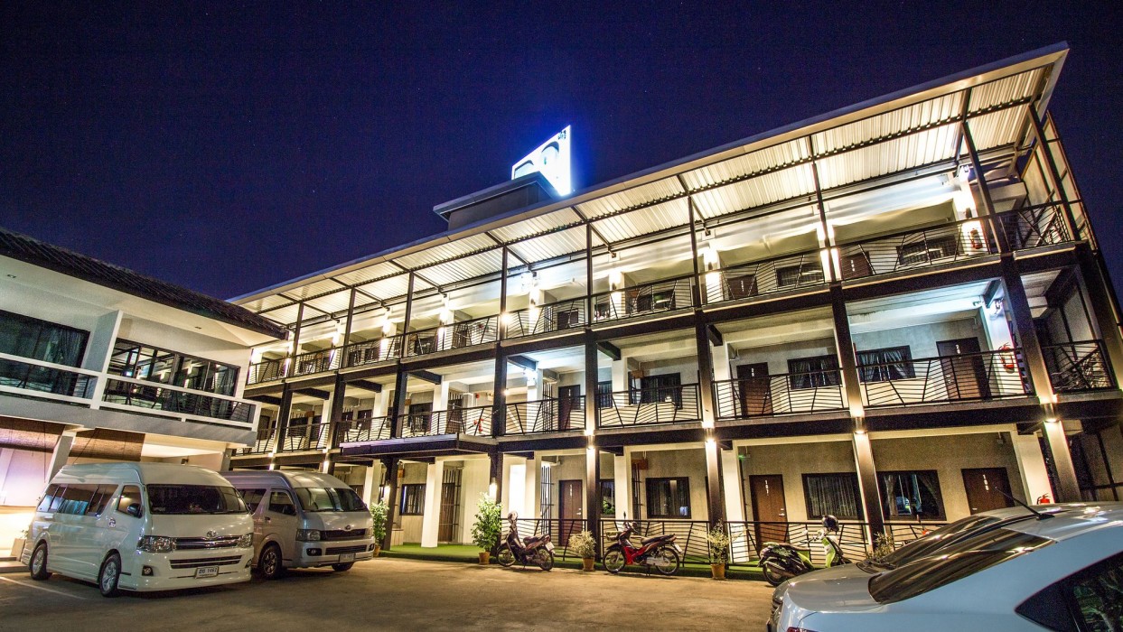 b2 lanna boutique and budget hotel