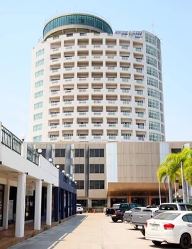 river city hotel